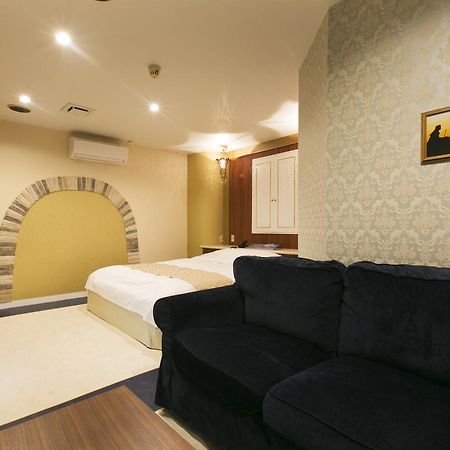 Hotel Atlantis Higashi Osaka (Adults Only) Esterno foto
